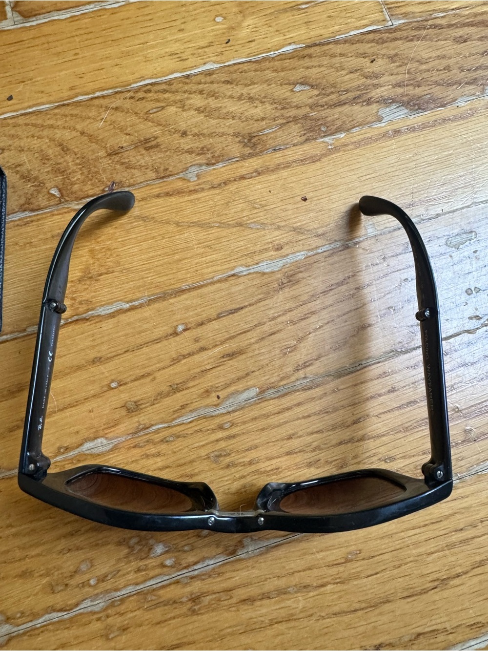 Ray-Ban Black folding wayfarers - Picture 7 of 12